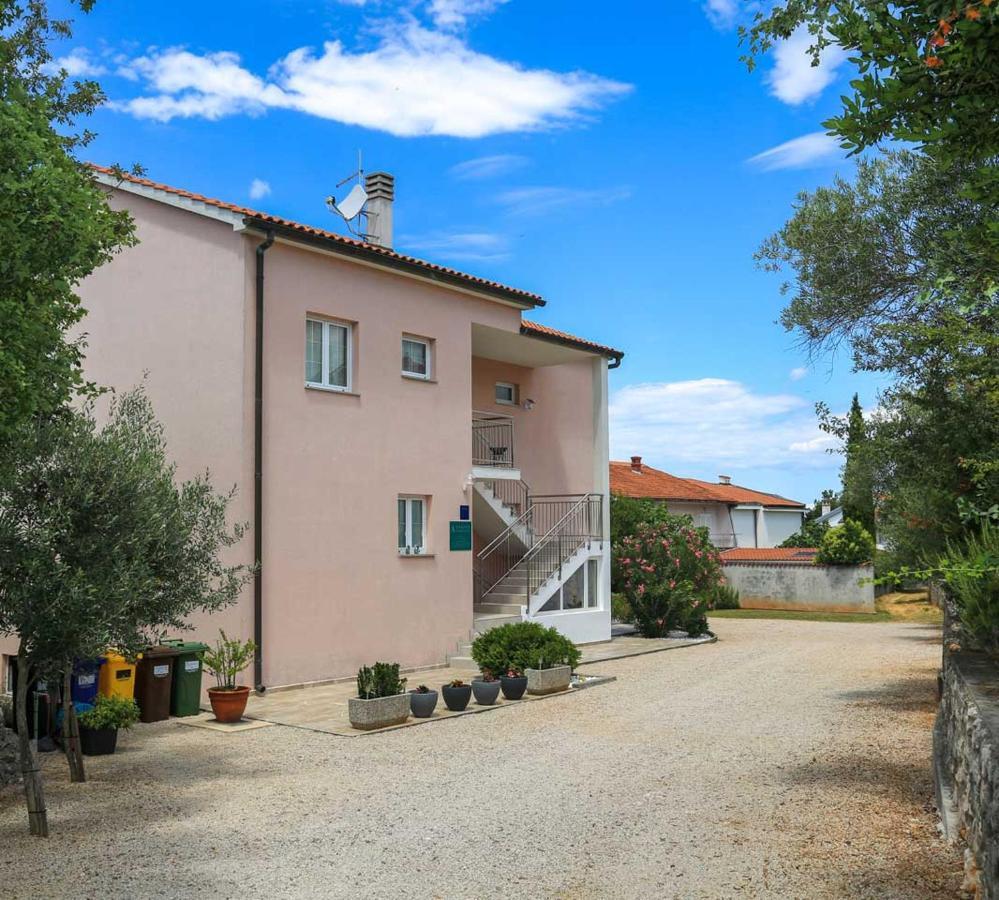 Adrian-Apartments-51511-Malinska-Otok-Krk Primorska 21 外观 照片